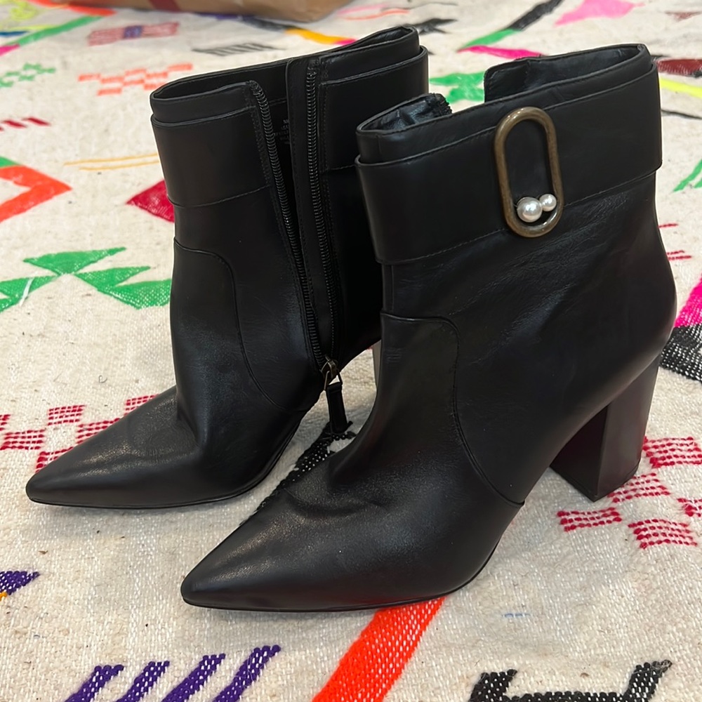 Nine West black pointed boots